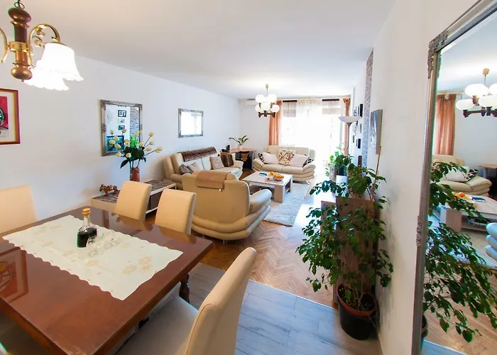 Apartment Mira Split