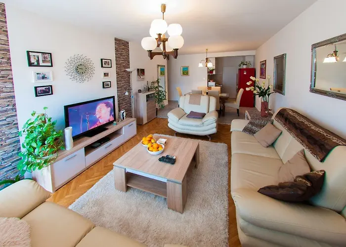 Apartment Mira Split